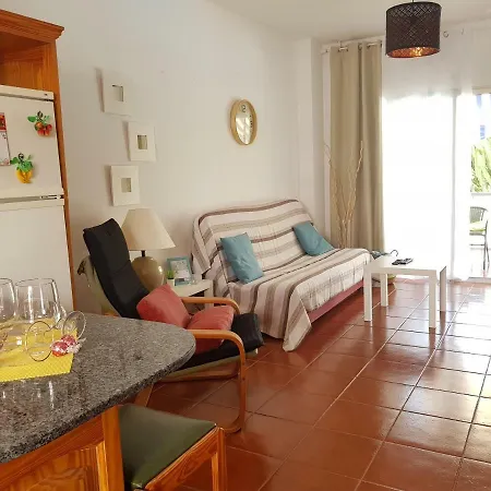 2-3 * Playa del Inglés